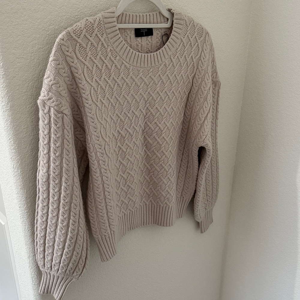 Cable Knit Sweater in Beige